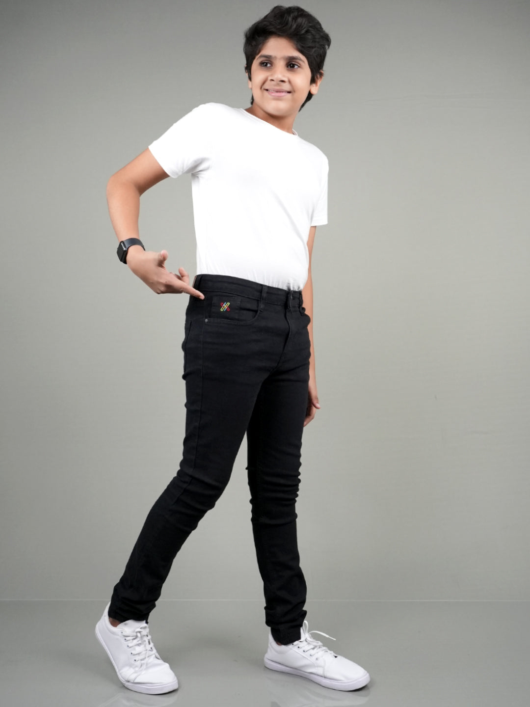 Dark Fantasy Black - Boys' Slim Fit Jeans