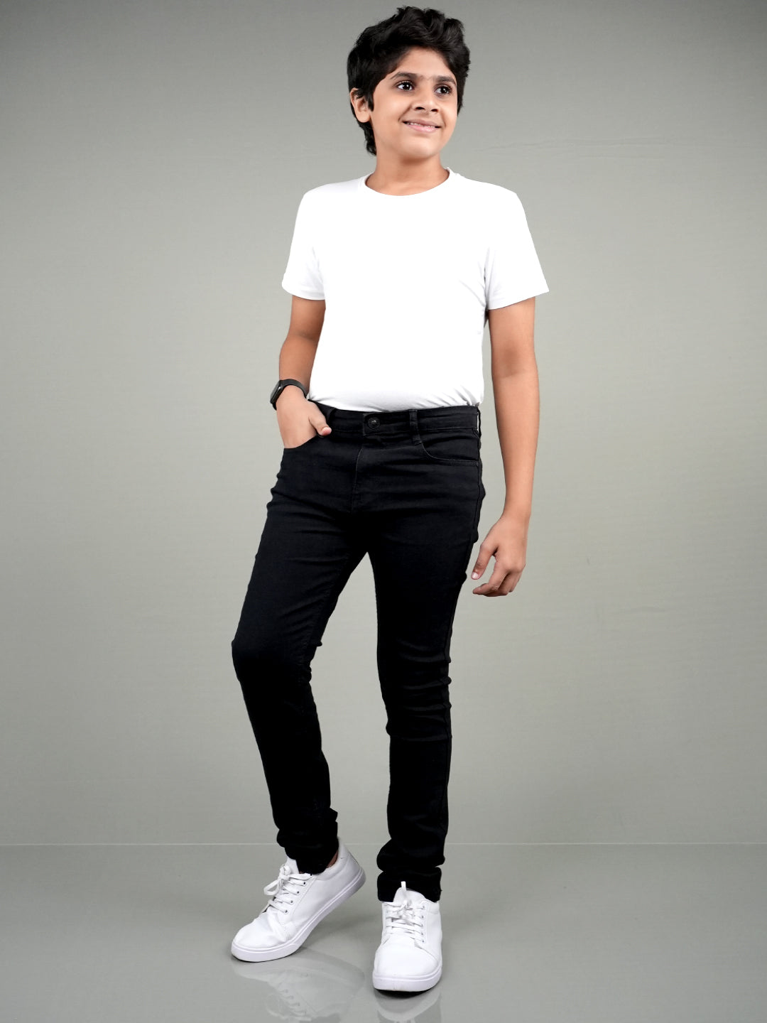 Dark Fantasy Black - Boys' Slim Fit Jeans